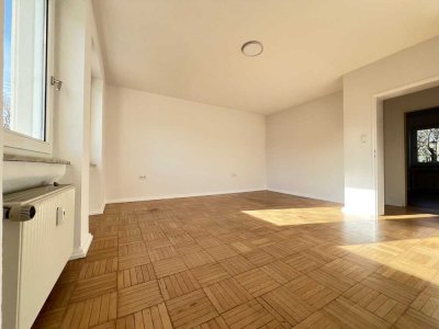 KL - Nähe Volkspark, 3 ZKB, neue EBK, Echtholzparkett, Stellplatz, Balkon *Renoviert*