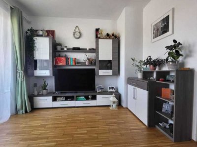 Schöne und modernisierte 2-Zimmer-Wohnung mit Einbauküche in Nördlingen