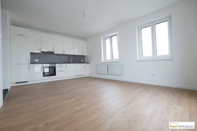 PROVISIONSFREI - 3 Zimmer DG-Wohnung inkl. EWE Einbauküche und großzügiger Dachterrasse in Pixendorf