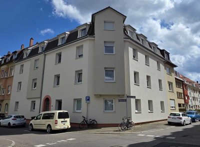 Familienfreundliche 4-Zimmer-Wohnung mit umfangreicher Modernisierung