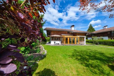 LIEBEVOLL GESTALTETES LANDHAUS IN BEGEHRTER LAGE, ROTTACH-EGERN