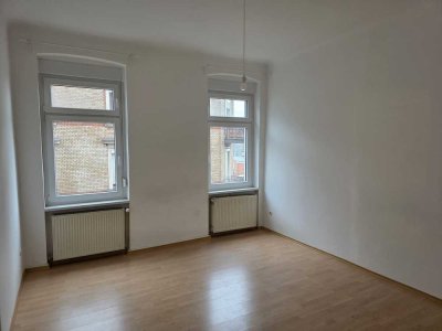 Charmante Altbauwohnung in Grombühl!
