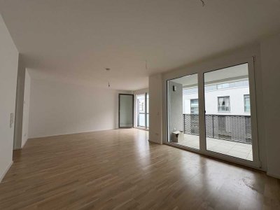 Schöne Wohnung mit 5 Zimmern & großem Balkon