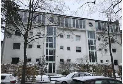 Ruhige 3- Zimmer- Wohnung mit Balkon in Lichterfelde