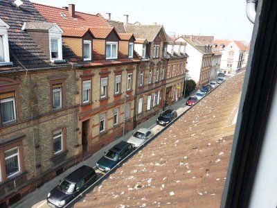 Dachstudio 2 ZKB, 65 m², im 3. OG ohne Lift, ruhig & zentral,  in 8 Fußmin. zum Altpörtel