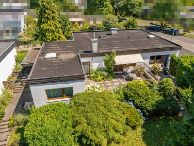 Leverkusen - Schlebusch: Bungalow mit Charme und Potenzial