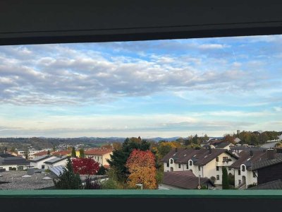 Helle 1-Zimmer-Wohnung mit großem Balkon und Weitblick