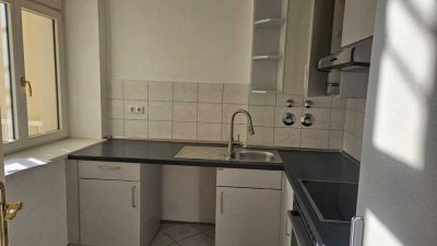 Helle 2-Zimmer-Wohnung mit Balkon in Potsdam-Babelsberg Süd