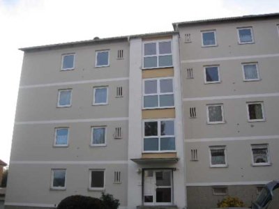 Ihre Zukunft - Ihre Wohnung: Renovierte 4-Zimmer-Wohnung mit Balkon