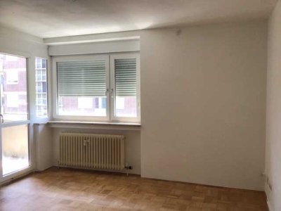 Gemütliche 1,5 - Zimmer Wohnung mit Loggia