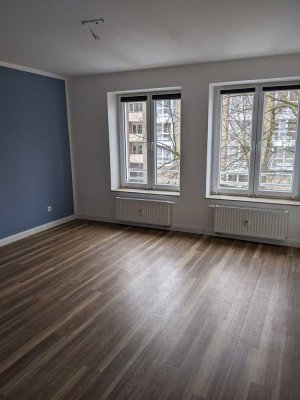 Helle 4-Zimmer Wohnung in Düsseldorf-Derendorf