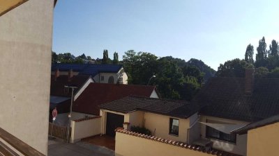 3,71% Rendite Raum-Wohnung mit EBK in zweiter Reihe in Landshut