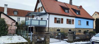 Charmantes Reihenhaus mit 4,5 Zimmern in Würzburg-Heidingsfeld