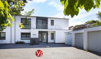 Neuwertige 4-Zimmerwohnung mit Einbauküche und Terrasse in einem 2-Parteienhaus in Neuss-Weißenberg