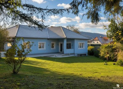 5-Zimmer-Bungalow in Baden – Modernes Wohnen auf einer Ebene