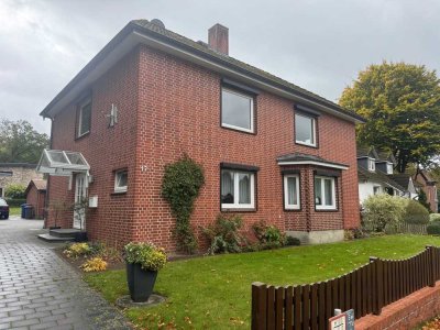 Mehr Platz für alle: Großzügige Wohnung mit zusätzlichem Dachgeschosszimmer