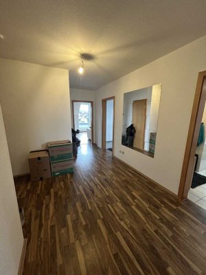 Nachmieter für schöne 3 Zimmerwohnung mit Balkon gesucht