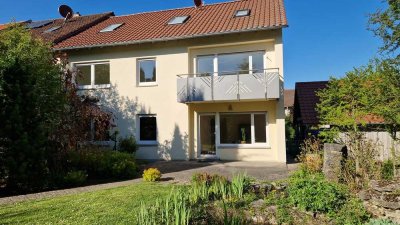 Großzügiges geplegtes Reiheneckhaus mit herrlichem Garten!