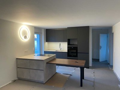 Erstbezug nach Sanierung: attraktive 2,5-Zimmer-Wohnung mit Balkon in Bodenheim