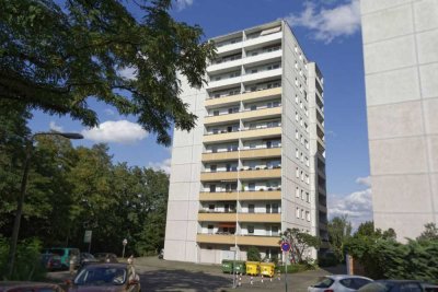 2 Zimmer mit Loggia und Renovierungsbonus