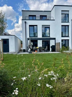 FAMILIENOASE: Neue Doppelhaushälfte *Provisionsfrei*