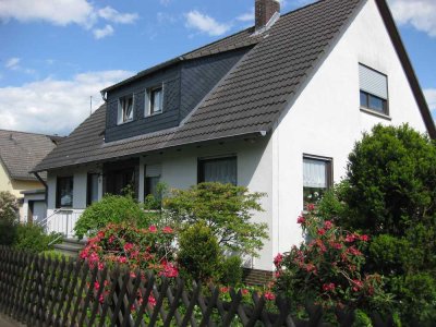 Einfamilienhaus mit 6 Zimmern und Garage in Marburg