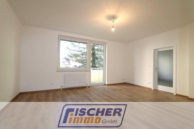 TOP SANIERT - Schöne 2-Zimmer-Eckwohnung mit ostseitiger Loggia und Autoabstellplatz - befristet vermietet!