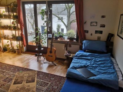Gepflegte 2,5-Raum-Wohnung mit Garage in Schwachhausen (Anfrage-Stopp!)