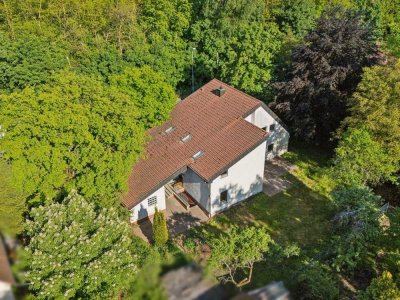 Flexibles Wohnen in beliebter Lage – Ein-/ Zweifamilienhaus mit Gartenidylle in Behringersdorf