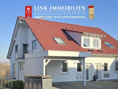 Erdmannhausen: Moderne Doppelhaushälfte mit attraktiven Maisonette-Wohnungen und großem Garten