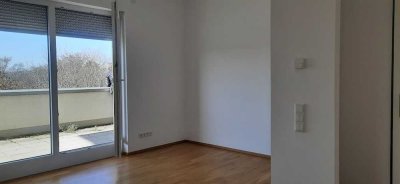 Moderne 2,5-Zimmer-Wohnung mit Wintergarten und Dachterrasse in Weisenau