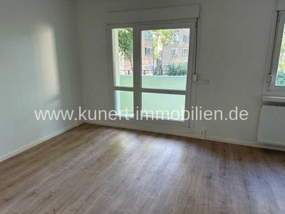 Attraktive 2-Raum-Wohnung mit Balkon und Fahrstuhl in guter Wohnlage von Halle-Süd zu vermieten
