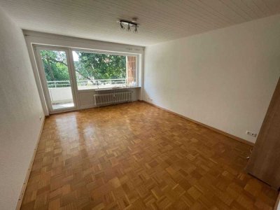 Schöne 2 Zimmer Eigentumswohnung mit 2 Balkone und Tiefgaragenstellplatz