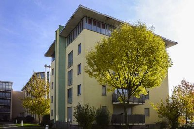 DI - helle 2-Zimmer-Wohnung mit Balkon im 2. OG