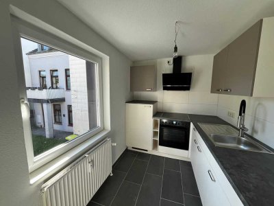 Erstbezug: Sanierte 1,5 Zimmer-Hinterhaus Wohnung