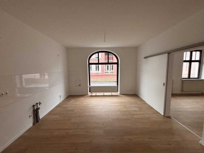 Frisch renovierte barrierearme 2-Raum Wohnung - Erstbezug