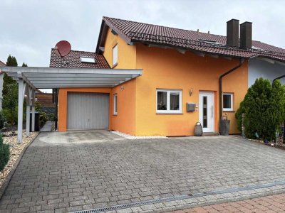 Top modernisierte Doppelhaushälfte mit Garage und Carport in Satteldorf
