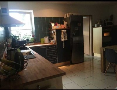 Wohnen mit Charakter: Großzügige Drei-Zimmer-Wohnung im Westlichen Ringgebiet