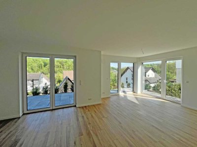 ZEITLOSE KLASSE MIT TERRASSE!
NEUBAUPROJEKT!
3 Zimmer
