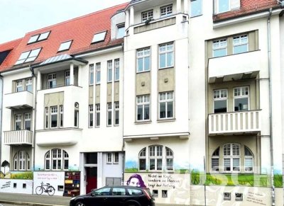 Gemütliche 2-Raum-Wohnung mit zwei Balkonen in Stadtfeld Ost