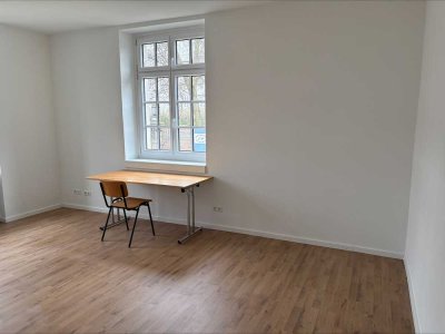 Zwei Zimmer in Studentenwohnanlage, nur 5 Radminuten zum See