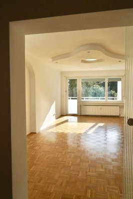Endlich angekommen! Wunderschöne 3-Zimmer-Wohnung mitten in Wiesbaden und doch im Grünen!