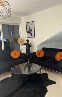 Luxuriöse neuwertige 2-zimmer penthousewohnung mit terasse,einbauküche,fussbodenheizung in lu