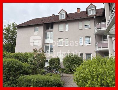 Modernisierte 3-Zimmer-Wohnung mit 3 Balkonen, Speicher & TG-Stellplatz