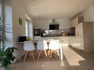 Furnished/Möbilierte Neubau-Wohnung mit Internet,  großer Terrasse und Balkon