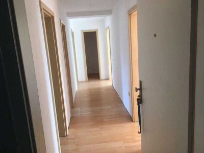 Schöne Dreiraum- Wohnung in Klipphausen mit Garten