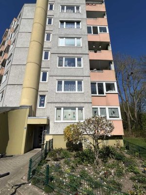 Geräumige 4-Zimmer-Wohnung in Kiel Mettenhof