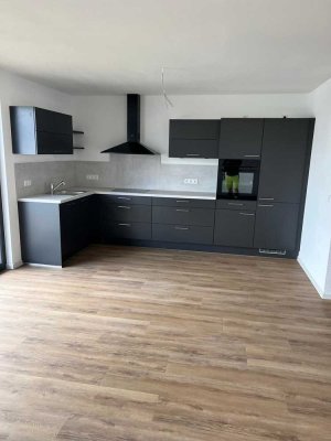 Attraktive 3-Zimmer-Terrassenwohnung mit gehobener Innenausstattung mit EBK in Buchen (Odenwald)