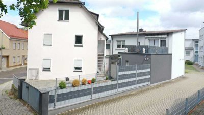 Klein, aber Mein!
Kompaktes Stadthaus mit Wintergarten