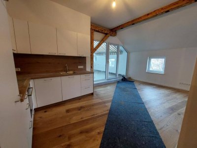 Modern renovierte 3-Zimmer-Wohnung mit großer Dachterrasse – ideal für WG, Pärchen oder Studierende – 84 m²